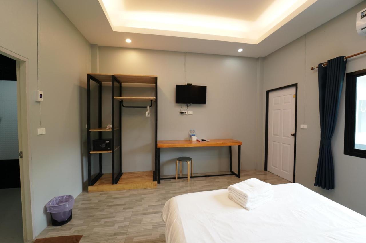 Double Room with Mountain View,1294708144:JPEG